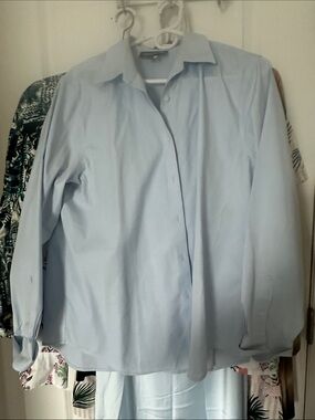 Jones New York Light Blue Men's Dress Shirt - Spread Collar
